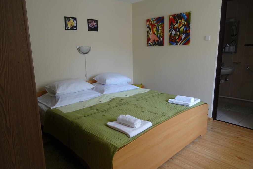 Altan Apartments Heviz Ngoại thất bức ảnh