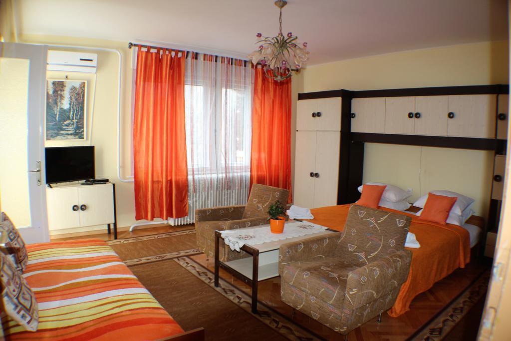Altan Apartments Heviz Ngoại thất bức ảnh