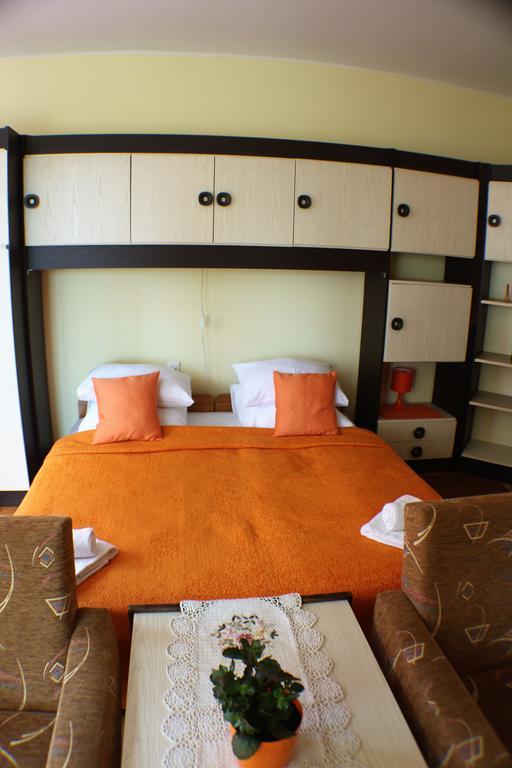 Altan Apartments Heviz Ngoại thất bức ảnh